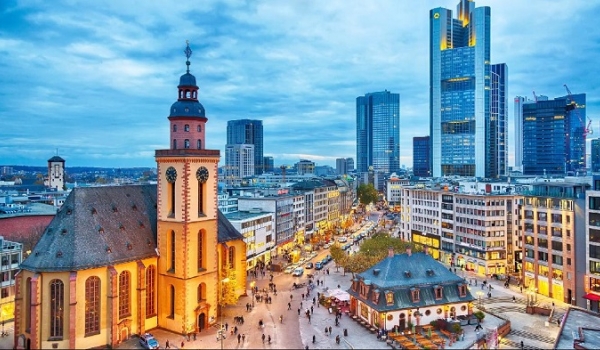 Giá Vé Máy Bay Đặc Biệt Từ Hà Nội Đi Frankfurt, Đức